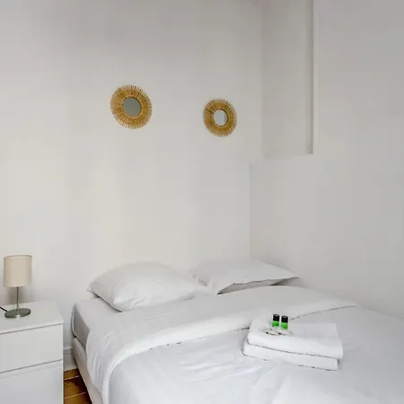 Appartement Des Bergeres - Welkeys Paris Exterior photo